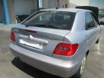 Sloopvoertuig citroen xsara berlina 1.6 16v cat (nfu / tu5jp4) van het jaar 2001 aangedreven nfu