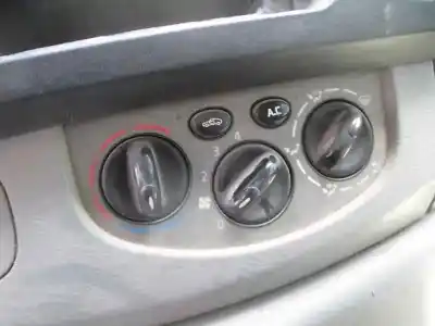 Утилизация автомобиля renault trafic combi (ab 4.01) passenger authentique combi corto года 2004 питание f9q u7