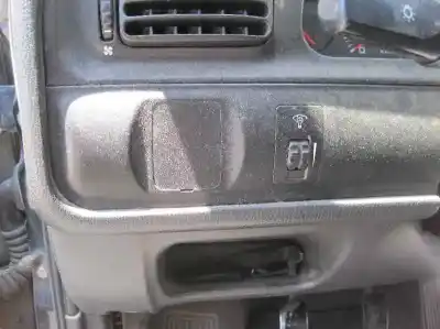 Scrapping Vehicle hyundai lantra (j1) 1.5 gls of the year 1994 powered g4dj