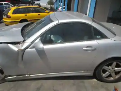Véhicule à la ferraille mercedes-benz clase slk (w170) roadster 320 (170.465) de l'année 2002 alimenté m112947