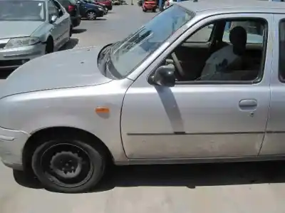 Veicolo di demolizione nissan micra (k11) alpine (1996) dell'anno 2002 alimentato cg10