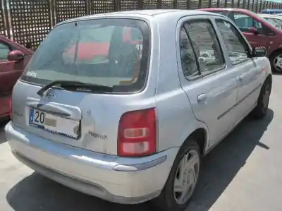 Veicolo di demolizione nissan micra (k11) alpine (1996) dell'anno 2002 alimentato cg10