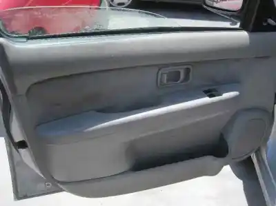 Veicolo di demolizione nissan micra (k11) alpine (1996) dell'anno 2002 alimentato cg10