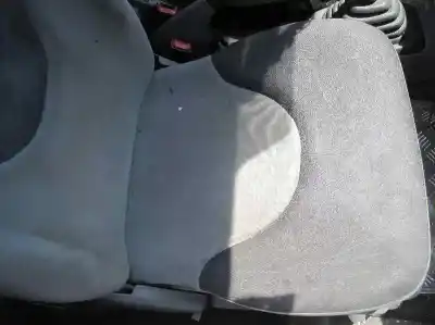 Veicolo di demolizione nissan micra (k11) alpine (1996) dell'anno 2002 alimentato cg10