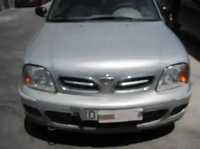 Veicolo di demolizione nissan micra (k11) alpine (1996) dell'anno 2002 alimentato cg10