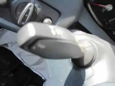 Veicolo di demolizione ford fiesta (cb1) ambiente dell'anno 2013 alimentato snjb