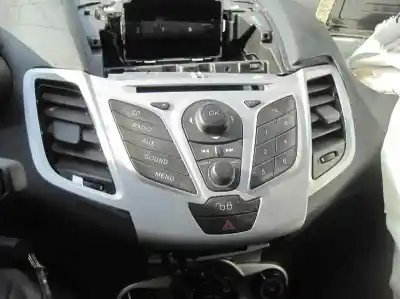 Veicolo di demolizione ford fiesta (cb1) ambiente dell'anno 2013 alimentato snjb