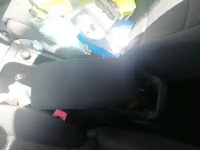 Veículo de Sucata audi a3 (8p) 1.9 tdi ambiente do ano 2007 alimentado bxe