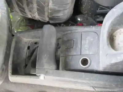 Vehículo de desguace renault kangoo dynamique del año 2013 con motor k9k b6