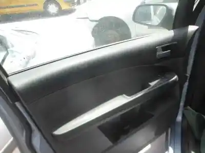 Здавання транспортного засобу ford focus c-max (cap) ambiente (d) року 2005 потужний g8da