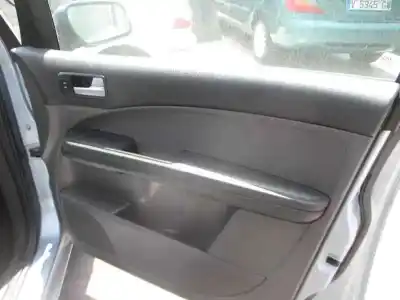 Здавання транспортного засобу ford focus c-max (cap) ambiente (d) року 2005 потужний g8da