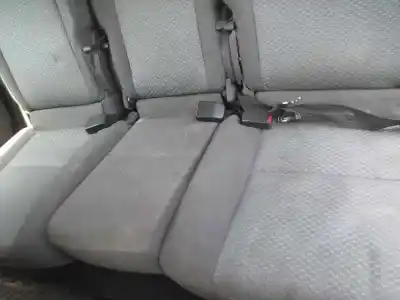 Здавання транспортного засобу ford focus c-max (cap) ambiente (d) року 2005 потужний g8da