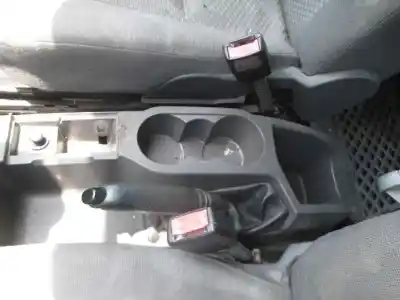 Здавання транспортного засобу ford focus c-max (cap) ambiente (d) року 2005 потужний g8da