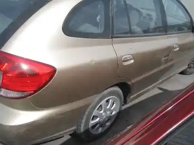 Scrapping Vehicle kia rio ls berlina of the year 2004 powered a5d