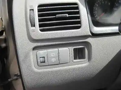 Scrapping Vehicle kia rio ls berlina of the year 2004 powered a5d