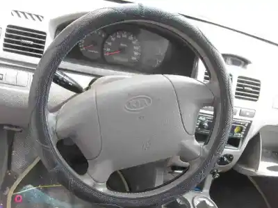 Scrapping Vehicle kia rio ls berlina of the year 2004 powered a5d