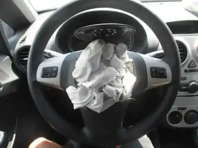 Veicolo di demolizione opel corsa d ´´111 years´´ dell'anno 2008 alimentato z13dtj