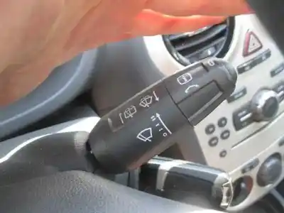 Veicolo di demolizione opel corsa d ´´111 years´´ dell'anno 2008 alimentato z13dtj