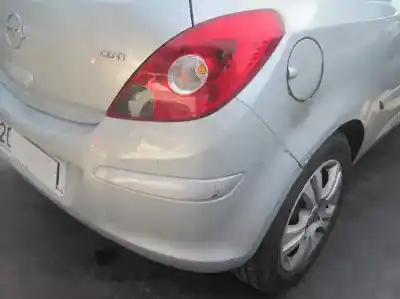 Veicolo di demolizione opel corsa d ´´111 years´´ dell'anno 2008 alimentato z13dtj