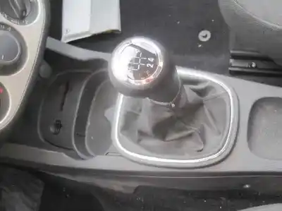 Veicolo di demolizione opel corsa d ´´111 years´´ dell'anno 2008 alimentato z13dtj