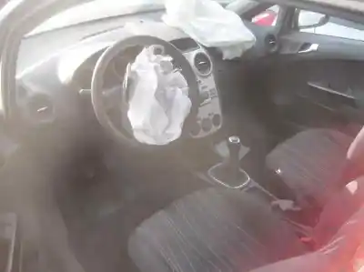 Veicolo di demolizione opel corsa d ´´111 years´´ dell'anno 2008 alimentato z13dtj