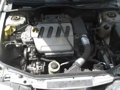 Scrapping Vehicle renault megane i fase 2 grandtour (ka..) 1.6 16v authentique of the year 2001 powered k4m a7