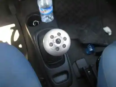 Veicolo di demolizione opel agila cosmo dell'anno 2003 alimentato z12xe