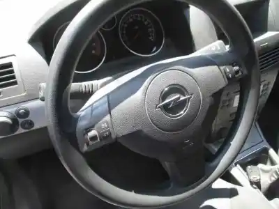 Verschrottungsfahrzeug opel astra h berlina 1.6 16v des jahres 2005 angetrieben z16xep