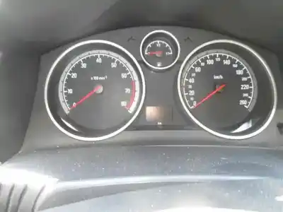 Verschrottungsfahrzeug opel astra h berlina 1.6 16v des jahres 2005 angetrieben z16xep