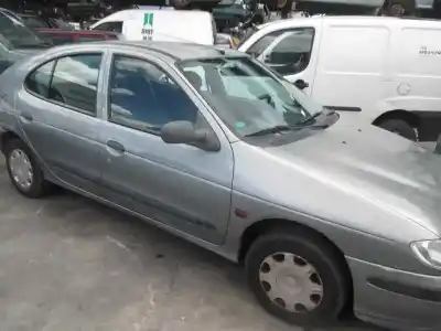 Veículo de Sucata renault megane i berlina hatchback (ba0) 1.6e europa do ano 1998 alimentado k7m
