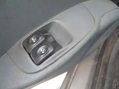 Veículo de Sucata renault megane i berlina hatchback (ba0) 1.6e europa do ano 1998 alimentado k7m