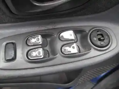 Veicolo di demolizione hyundai accent (lc) gls dell'anno 2000 alimentato g4eb