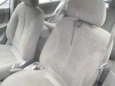 Veicolo di demolizione hyundai accent (lc) gls dell'anno 2000 alimentato g4eb
