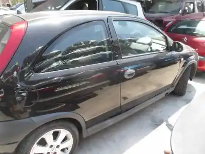 Veicolo di demolizione opel corsa c club dell'anno 2003 alimentato z12xe
