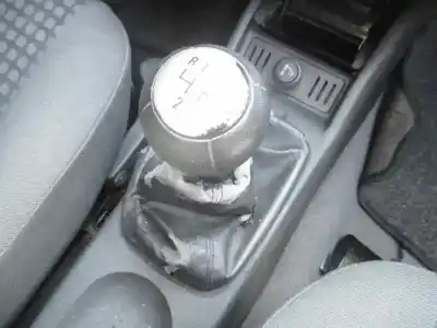 Veicolo di demolizione opel corsa c club dell'anno 2003 alimentato z12xe