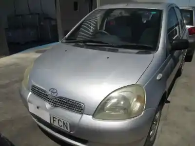 Veicolo di demolizione TOYOTA YARIS (NCP1/NLP1/SCP1) 1.0 CAT dell'anno 1998 alimentato 1SZ-FE