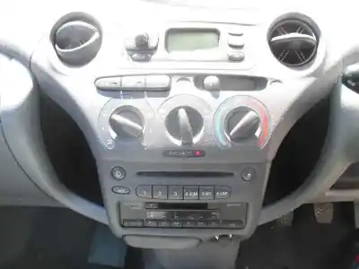 Veicolo di demolizione toyota yaris (ncp1/nlp1/scp1) 1.0 cat dell'anno 1998 alimentato 1sz-fe