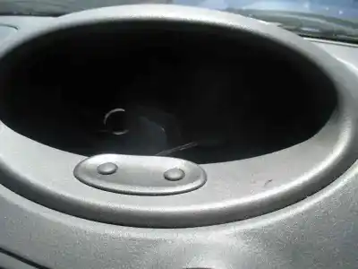 Veicolo di demolizione toyota yaris (ncp1/nlp1/scp1) 1.0 cat dell'anno 1998 alimentato 1sz-fe