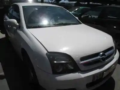 Veículo de Sucata opel vectra c berlina cosmo do ano 2005 alimentado z19dt