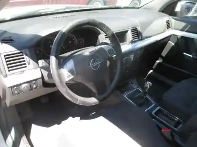 Veículo de Sucata opel vectra c berlina cosmo do ano 2005 alimentado z19dt