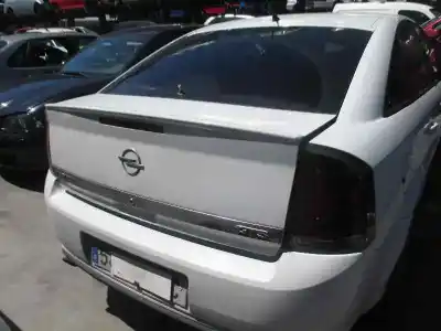 Veículo de Sucata opel vectra c berlina cosmo do ano 2005 alimentado z19dt