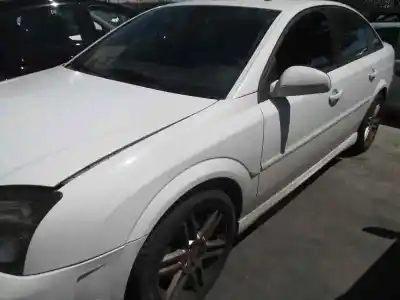 Veículo de Sucata opel vectra c berlina cosmo do ano 2005 alimentado z19dt