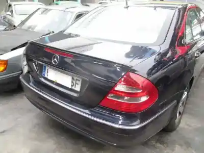 Hurda Aracı MERCEDES-BENZ CLASE E (W211) BERLINA E 270 CDI (211.016) Yılın 2004 güçlü D 647961