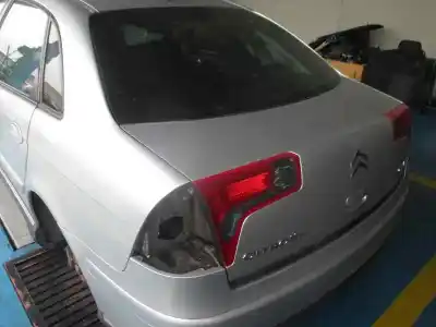 Véhicule à la ferraille CITROEN C5 BERLINA Attraction de l'année 2005 alimenté 9HZ