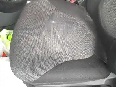Véhicule à la ferraille citroen c5 berlina attraction de l'année 2005 alimenté 9hz