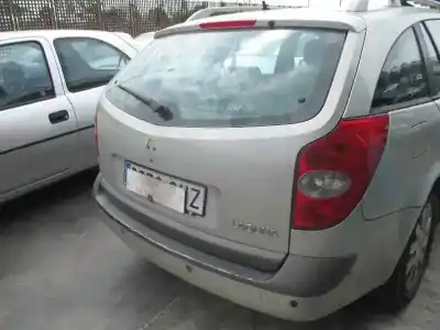 Verschrottungsfahrzeug renault laguna ii grandtour (kg0) expression des jahres 2003 angetrieben f9q c7