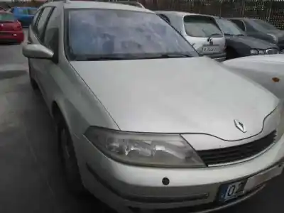 Verschrottungsfahrzeug renault laguna ii grandtour (kg0) expression des jahres 2003 angetrieben f9q c7