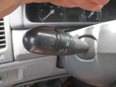 Verschrottungsfahrzeug renault laguna ii grandtour (kg0) expression des jahres 2003 angetrieben f9q c7
