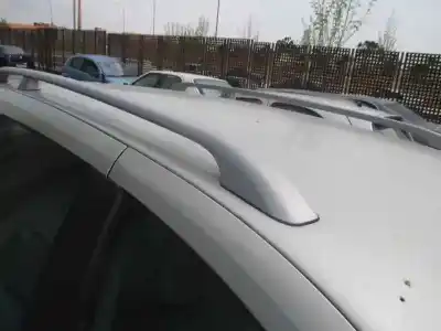Verschrottungsfahrzeug renault laguna ii grandtour (kg0) expression des jahres 2003 angetrieben f9q c7