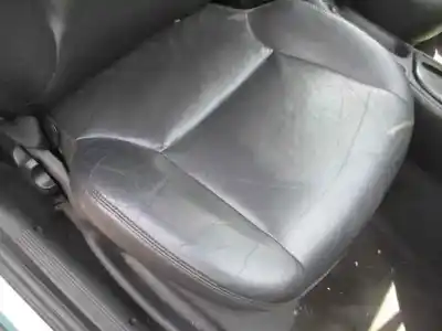Sloopvoertuig ford mondeo berlina (gd) ambiente van het jaar 1999 aangedreven seb